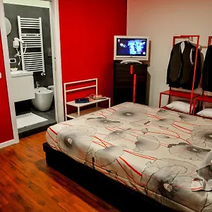 Eva E Diabolik Room Design Centro Milano , Milan Italie