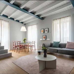 Apartment Heart Porta Romana, Milan