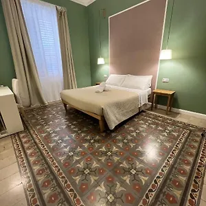Bed In 2*, Palermo Italia