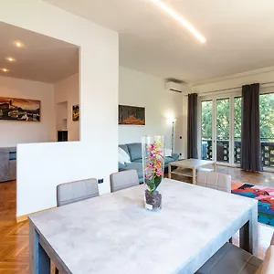 Apartment Vittoria 4, Milan